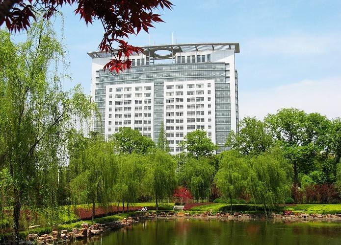 江蘇大學(xué).jpg